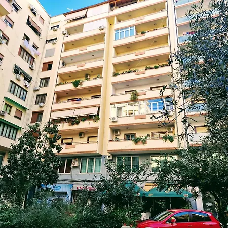 Apartman Block Komuna Tirana